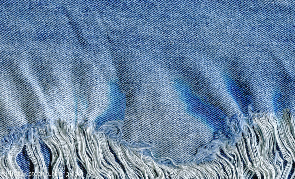 牛仔褲的破洞美學(xué)與粗斜紋棉布解析